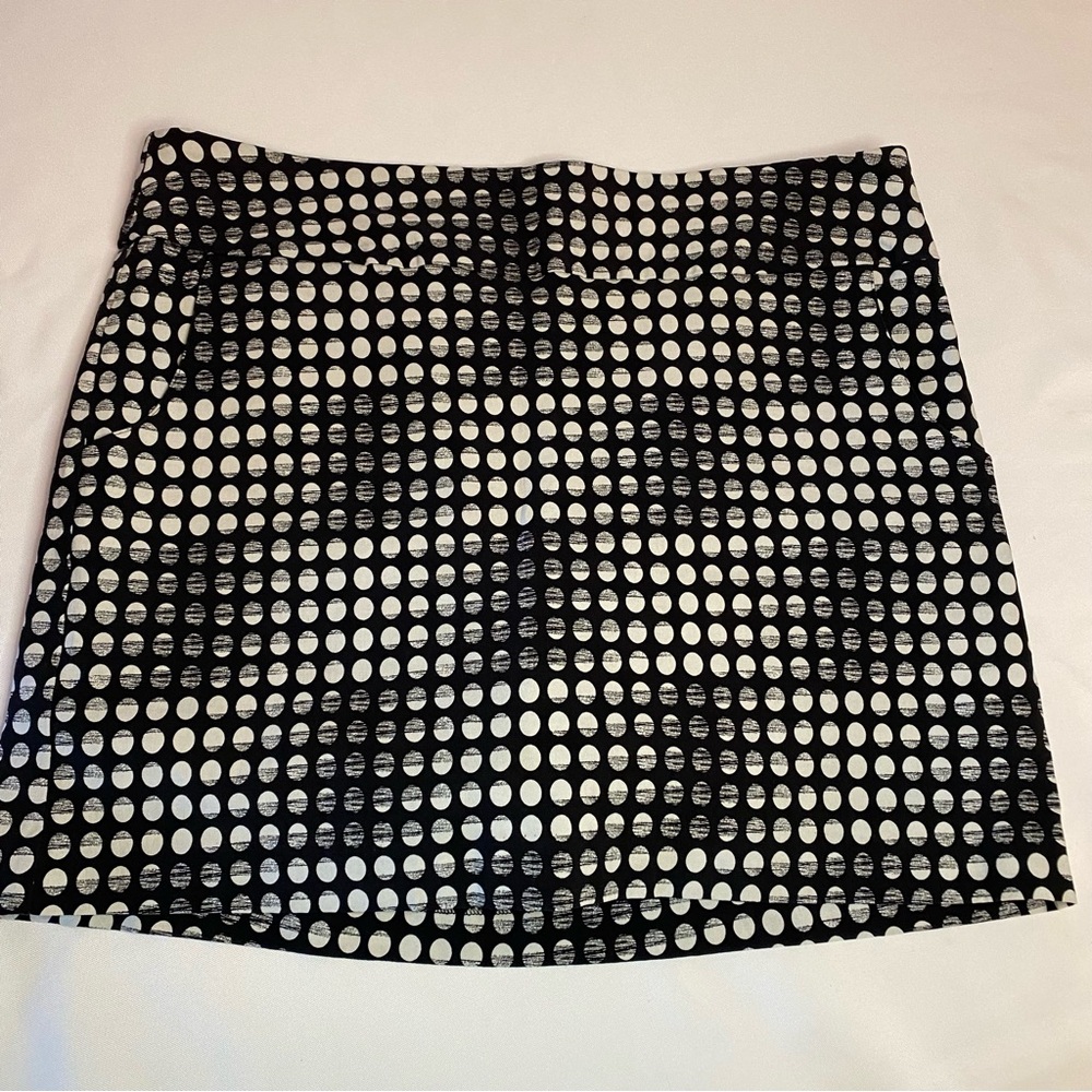 Zac & Rachel size 14 women’s skort multicolor, black /gray Rayon/nylon/spandex